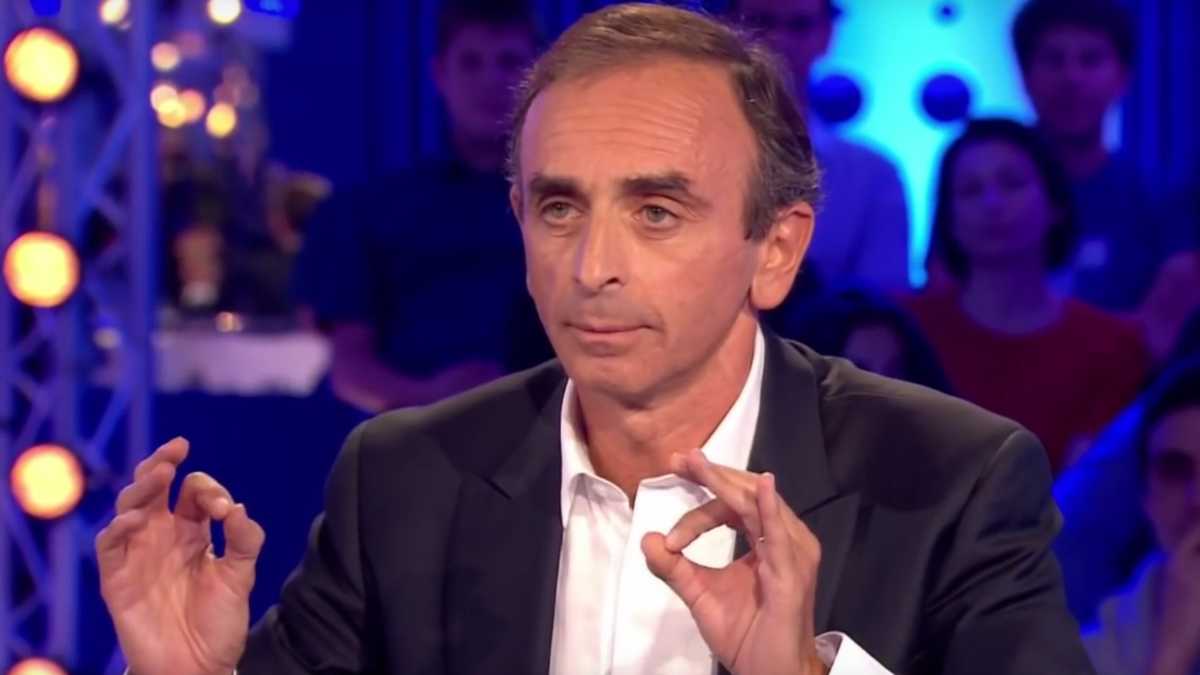 Immagine di “Solo una dittatura salverà la Francia con venti milioni di musulmani”