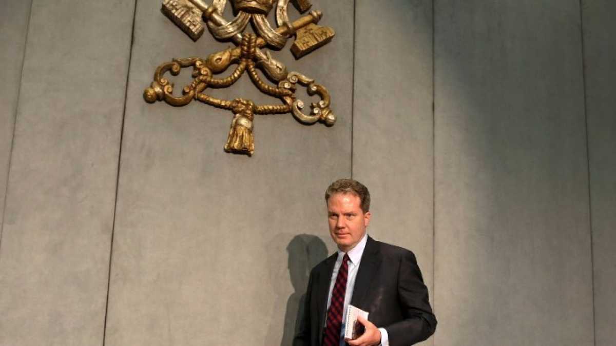 Immagine di Il direttore della sala stampa vaticana che ragiona in base ai follower