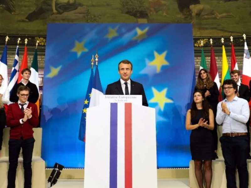 Emmanuel Macron al suo discorso alla Sorbona (foto LaPresse)