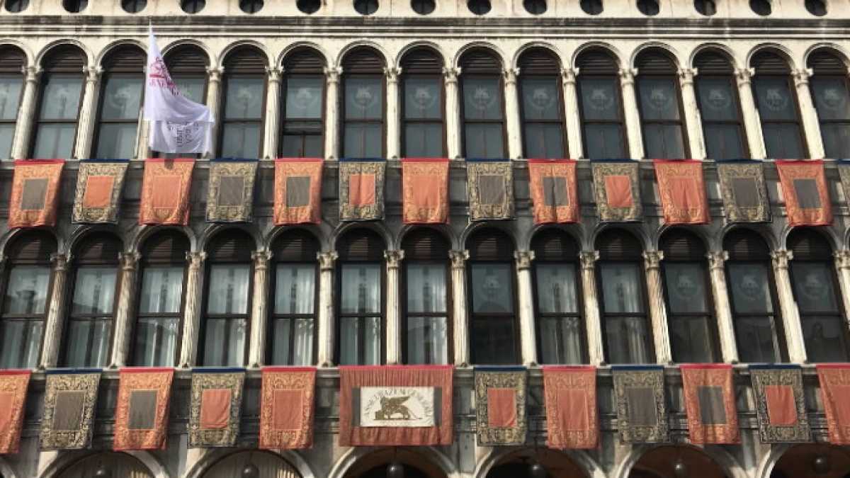 Immagine di Così Venezia riparte dalle sue fondamenta