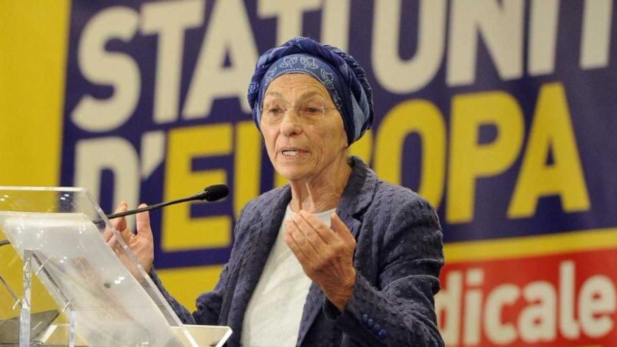 Immagine di La trappola ad autoscatto che rende surreale il caso della lista +Europa