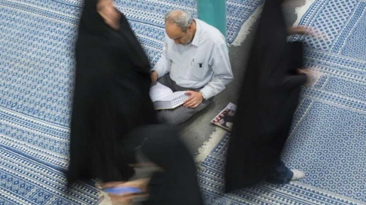 Immagine di Gli arrabbiati in Iran hanno scoperto quanti soldi vanno ai seminariEcco cosa sappiamo delle proteste di questi giorni
