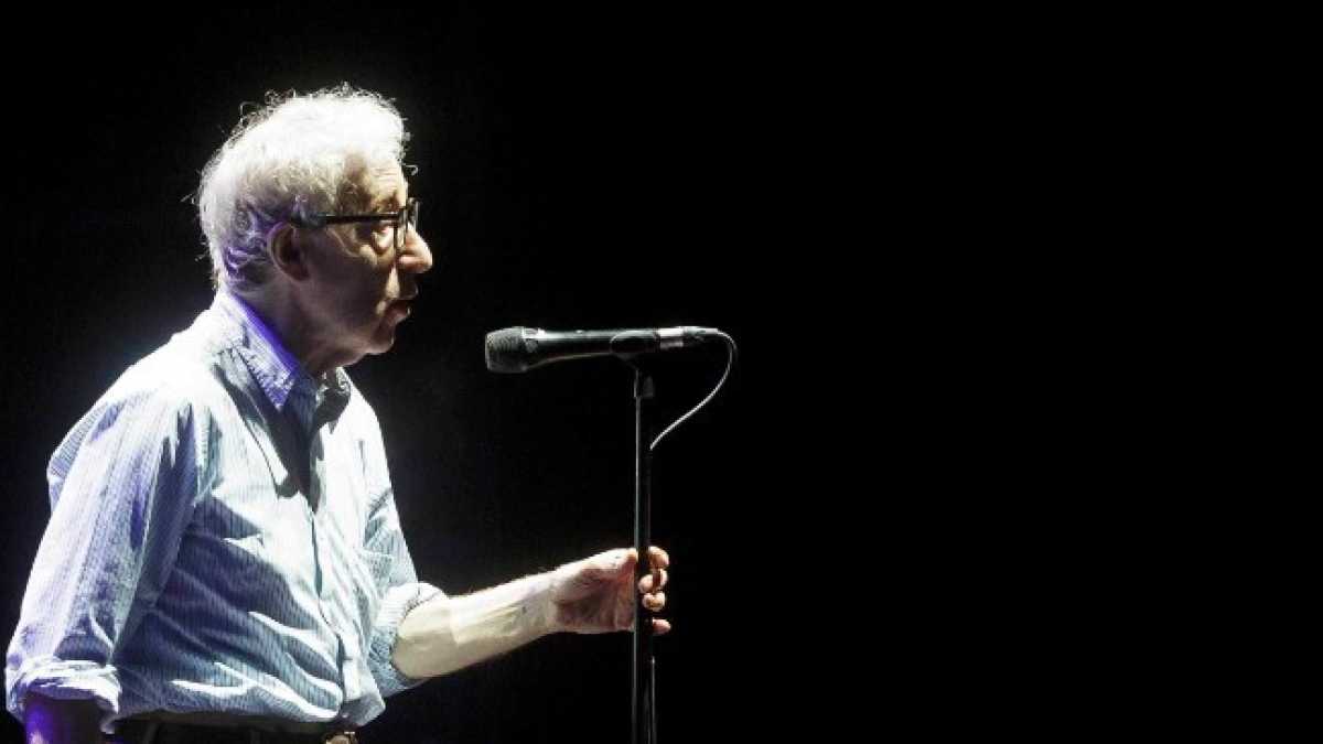 Immagine di I Woody Papers contro il commediante nevrotico che disse "basta che funzioni"