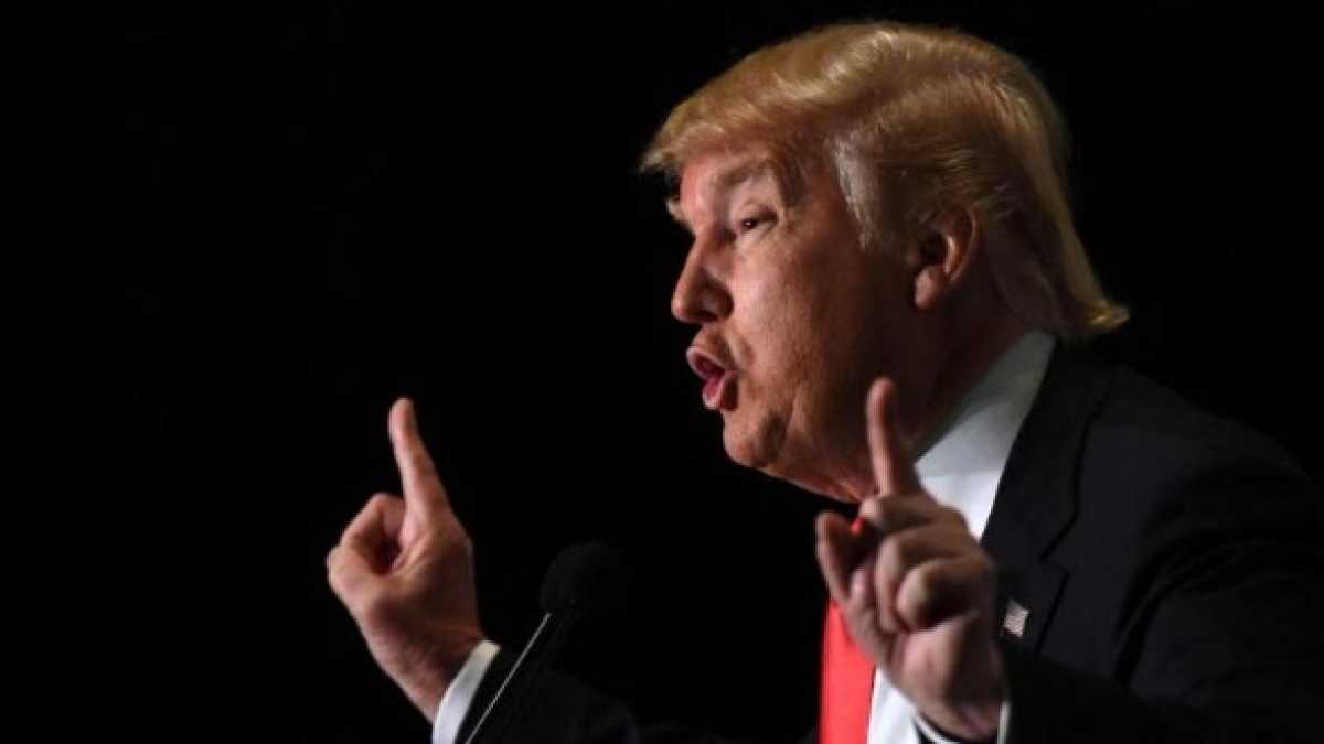 Immagine di Dopo Bannon nuove rivelazioni. E ora Trump vuole fermare il libro di Wolff