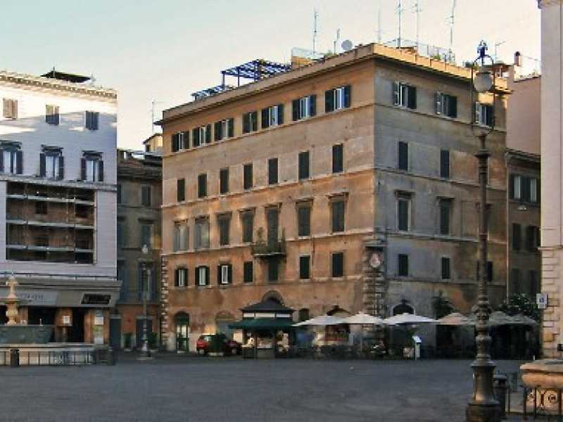 Piazza Farnese, Roma 
