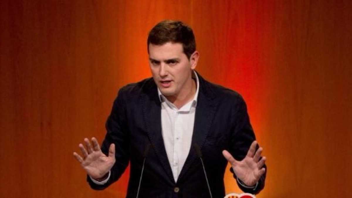 Immagine di Indagine su Ciudadanos, che vuole portare il macronismo in Spagna