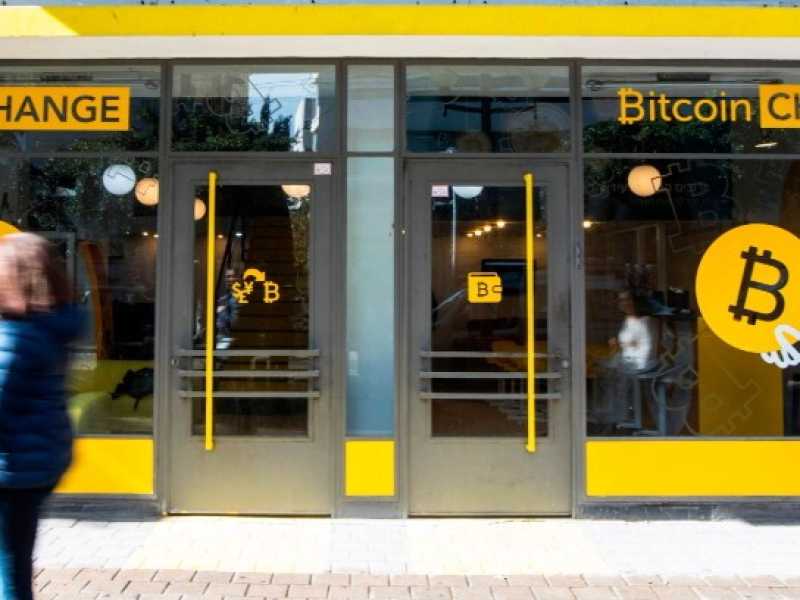 Bitcoin (foto laPresse)