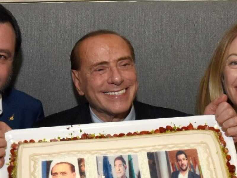 Matteo Salvini, Silvio Berlusconi e Giorgia Meloni (foto LaPresse)