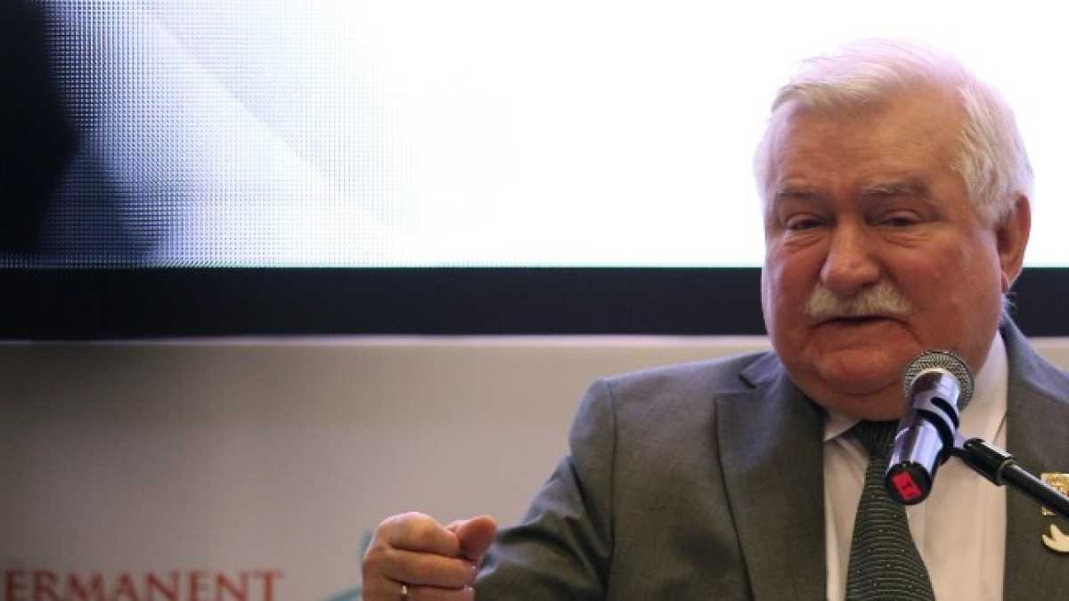 Immagine di Il PiS fa fuori Walesa dalla storia