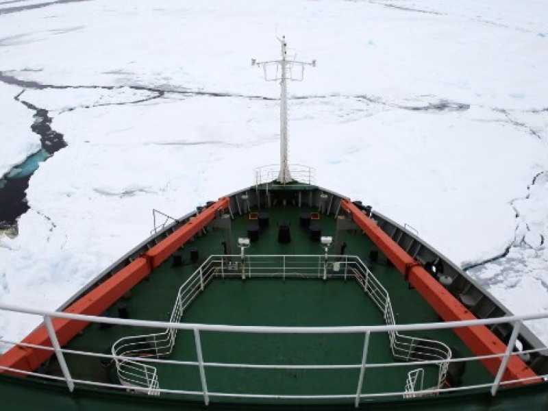 La nave rompighiaccio Xuelong (foto LaPresse)