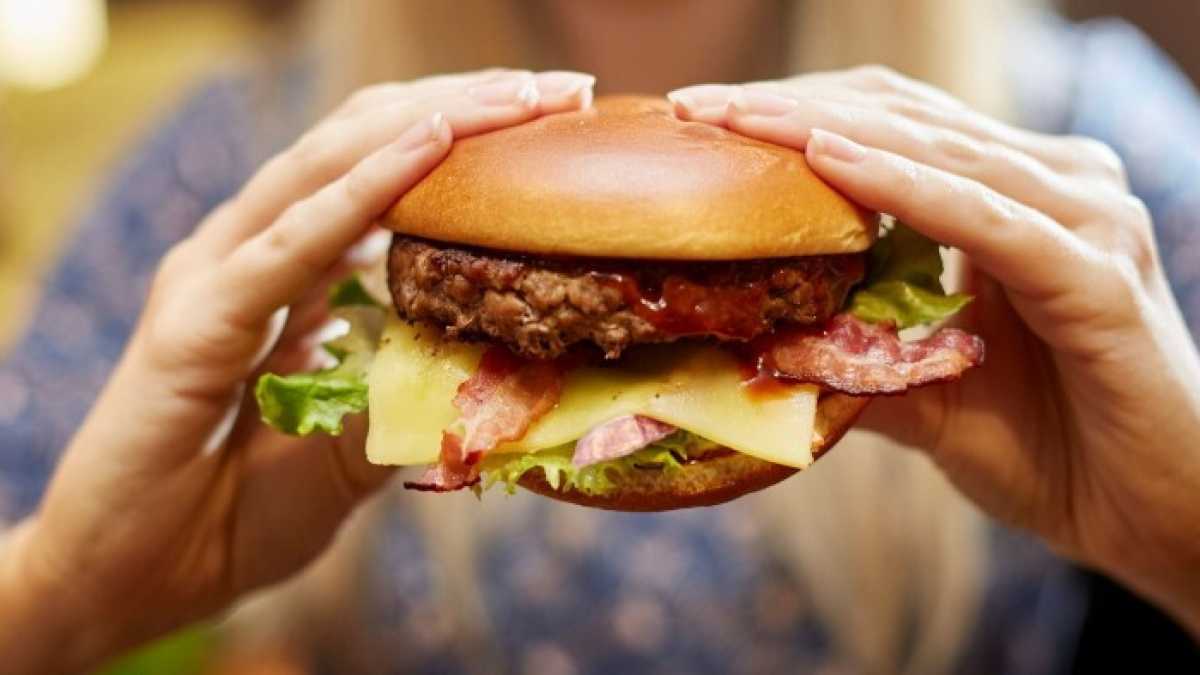 Immagine di McDonald’s è uscito dalla friggitrice