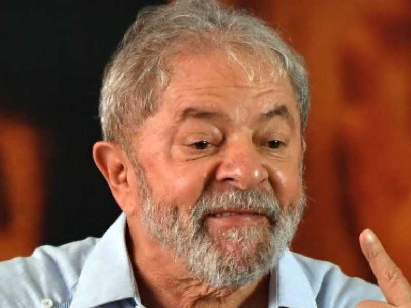 L'ex presidente brasiliano Lula (foto LaPresse)
