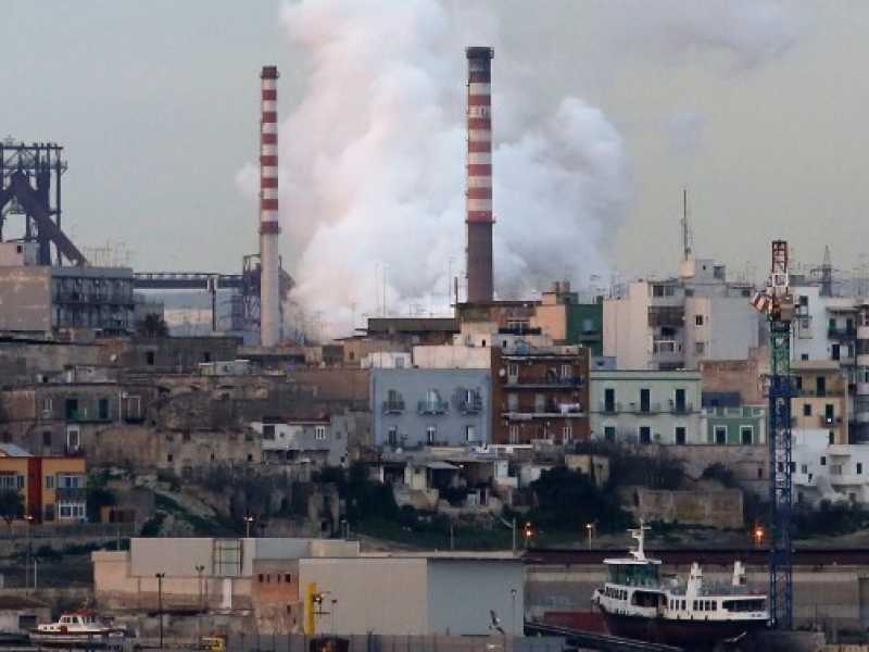 L'Ilva di Taranto (foto LaPresse)