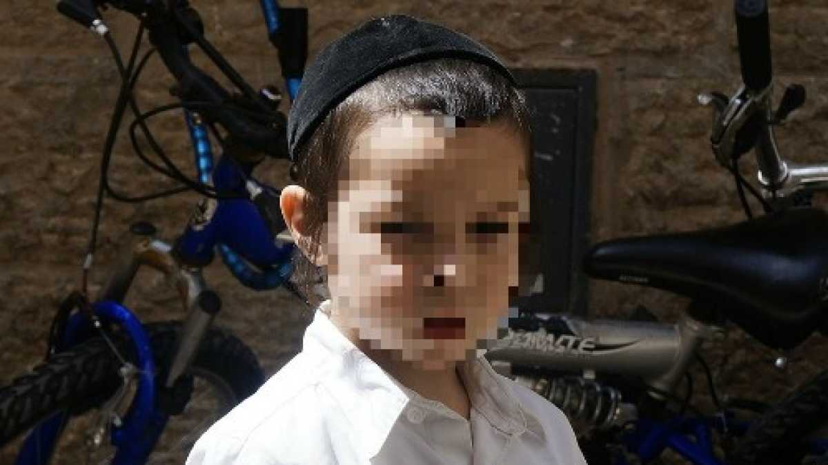 Immagine di Bambino aggredito perché indossa la kippah. La Francia riscopre il suo antisemitismo