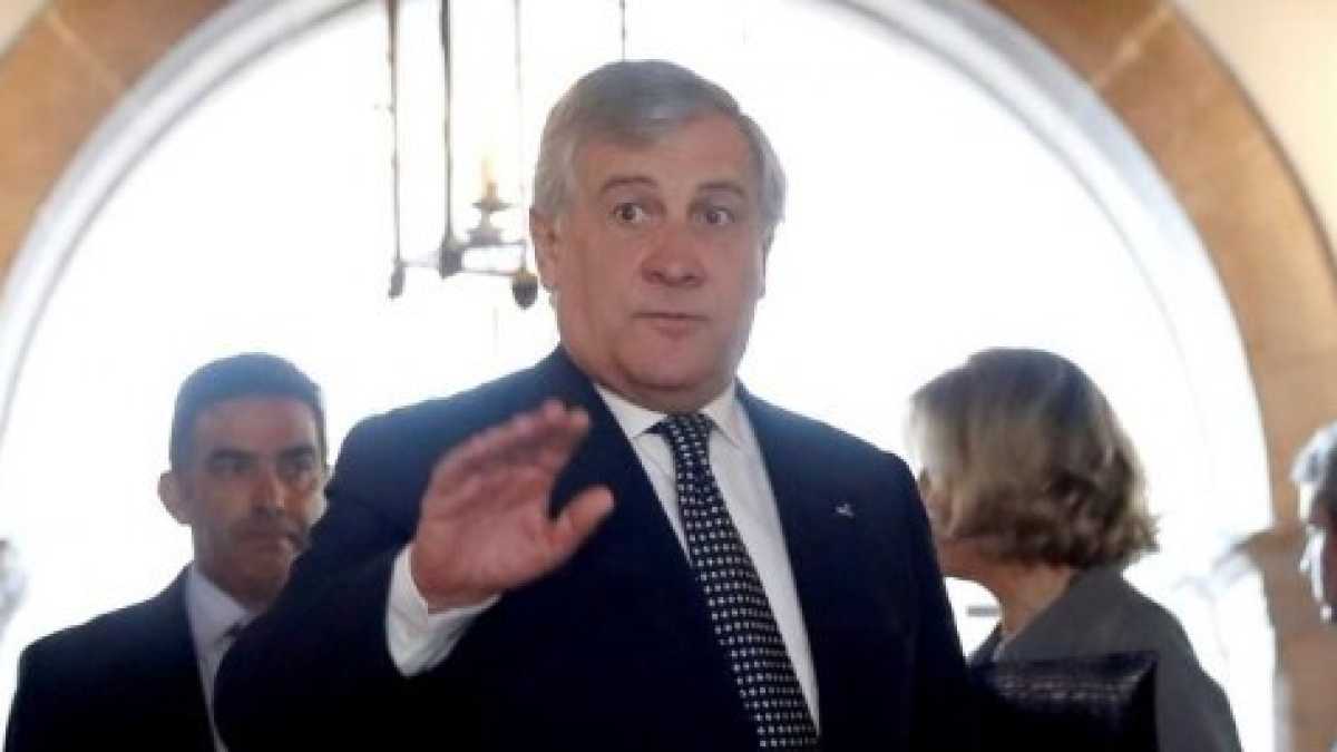Immagine di I malumori dentro Forza Italia e la rete di Tajani