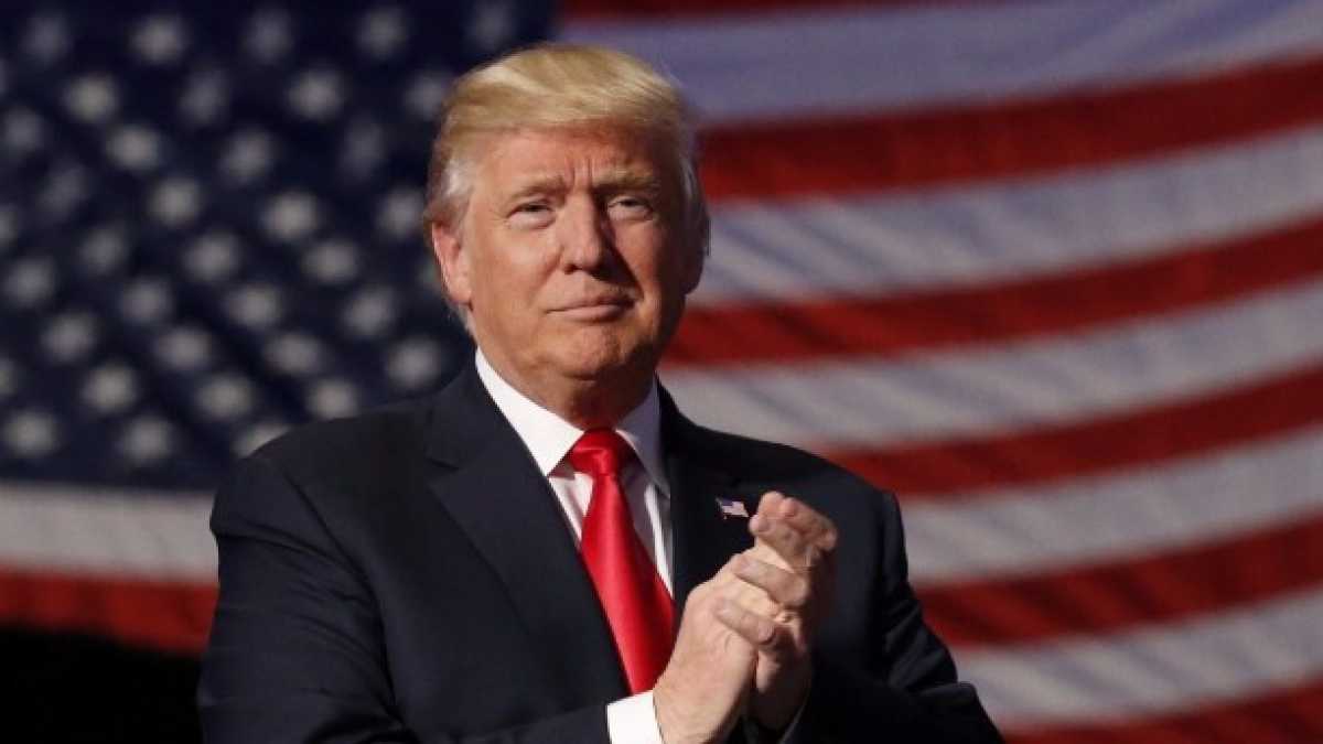 Immagine di Trump opera in continuità con Obama per il dominio dell'energia