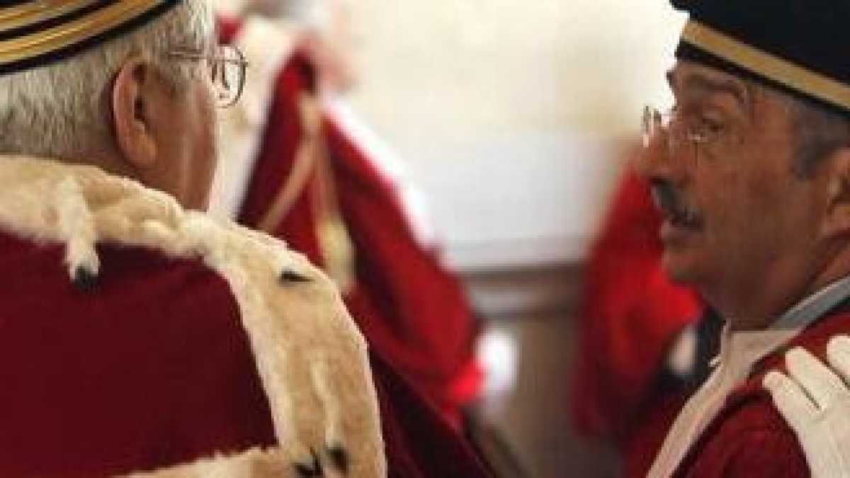 Immagine di Le vittime dei processi mediatici dovrebbero essere risarcite. Così