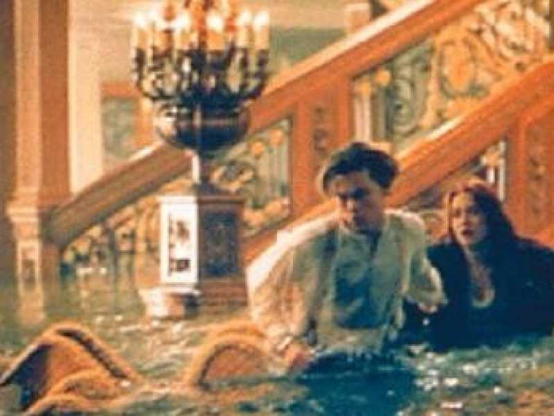 Un scena di Titanic, il film di James Cameron del 1997