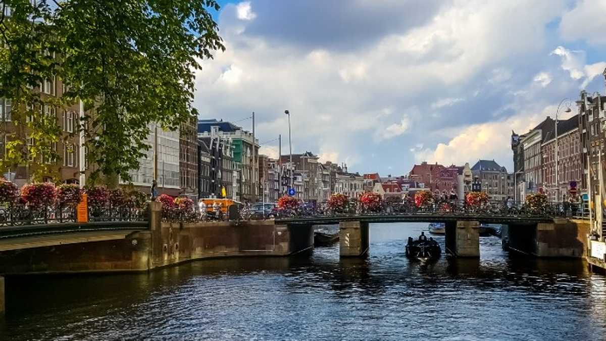 Immagine di Ad Amsterdam c'è qualcuno che non vuole più l'Ema
