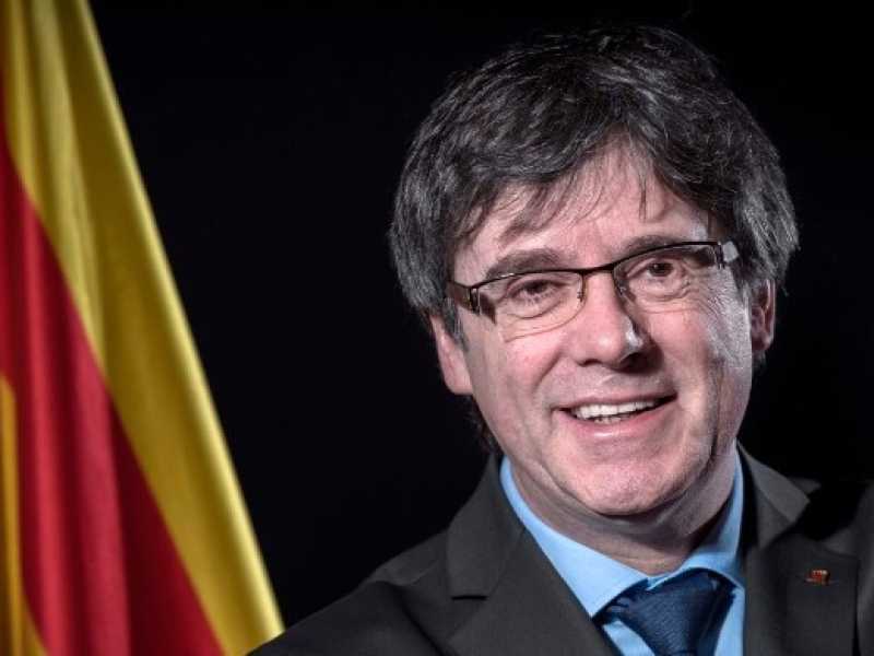 Carles Puigdemont (foto LaPresse)
