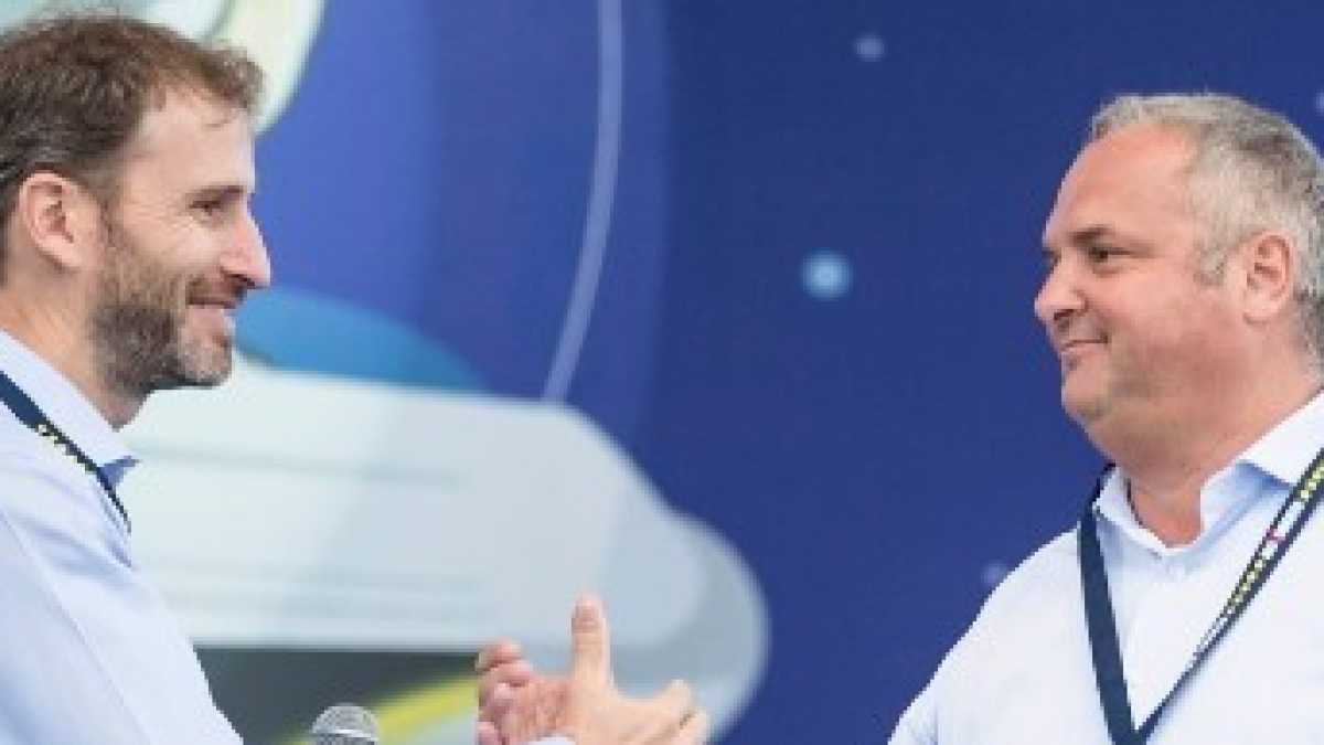 Immagine di Il M5s perde pezzi anche in Europa. Se ne va il fedelissimo di CasaleggioLe sue parole al Foglio: “Di Rousseau non so nulla”