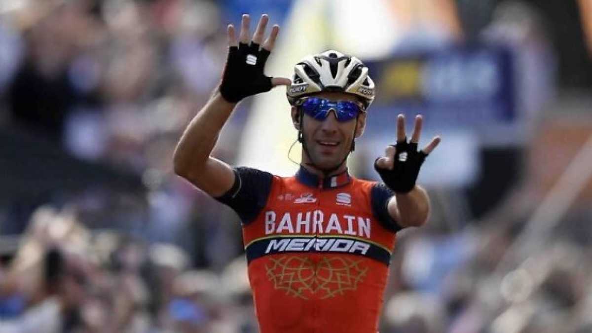 Immagine di Nibali al Ghisallo e quella storia che non finisce