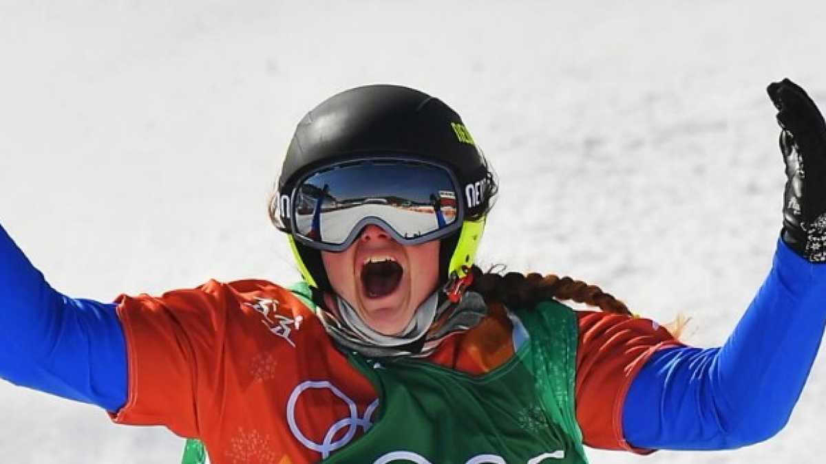 Immagine di Un'altra ragazza d'oro. Michela Moioli trionfa nello snowboard