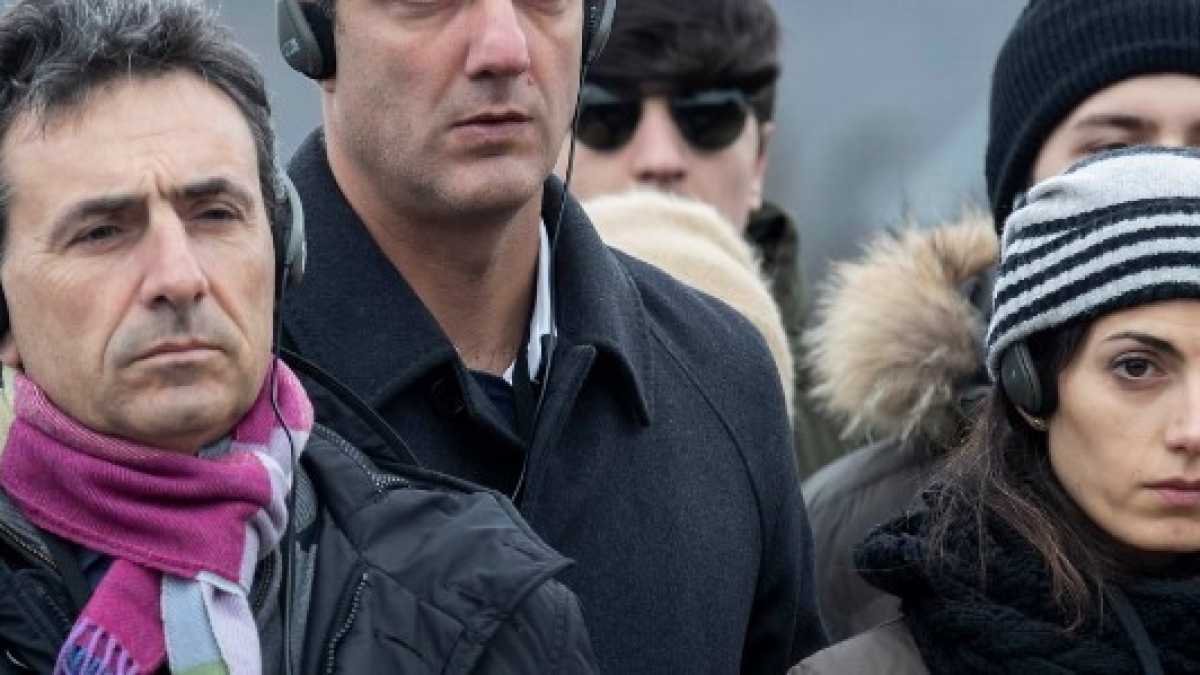 Immagine di A Raggi il fango piace solo se ha Cinque Stelle