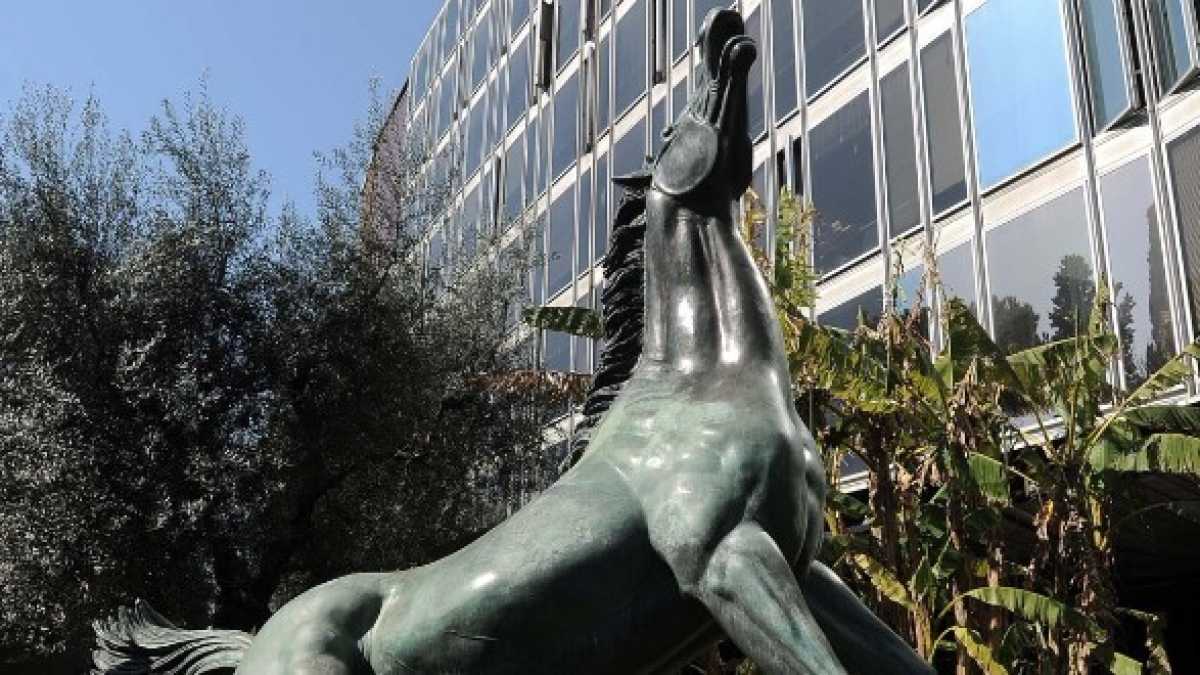 Immagine di Iniqua-Rai. Quando la discriminazione generazionale non interessa a nessuno
