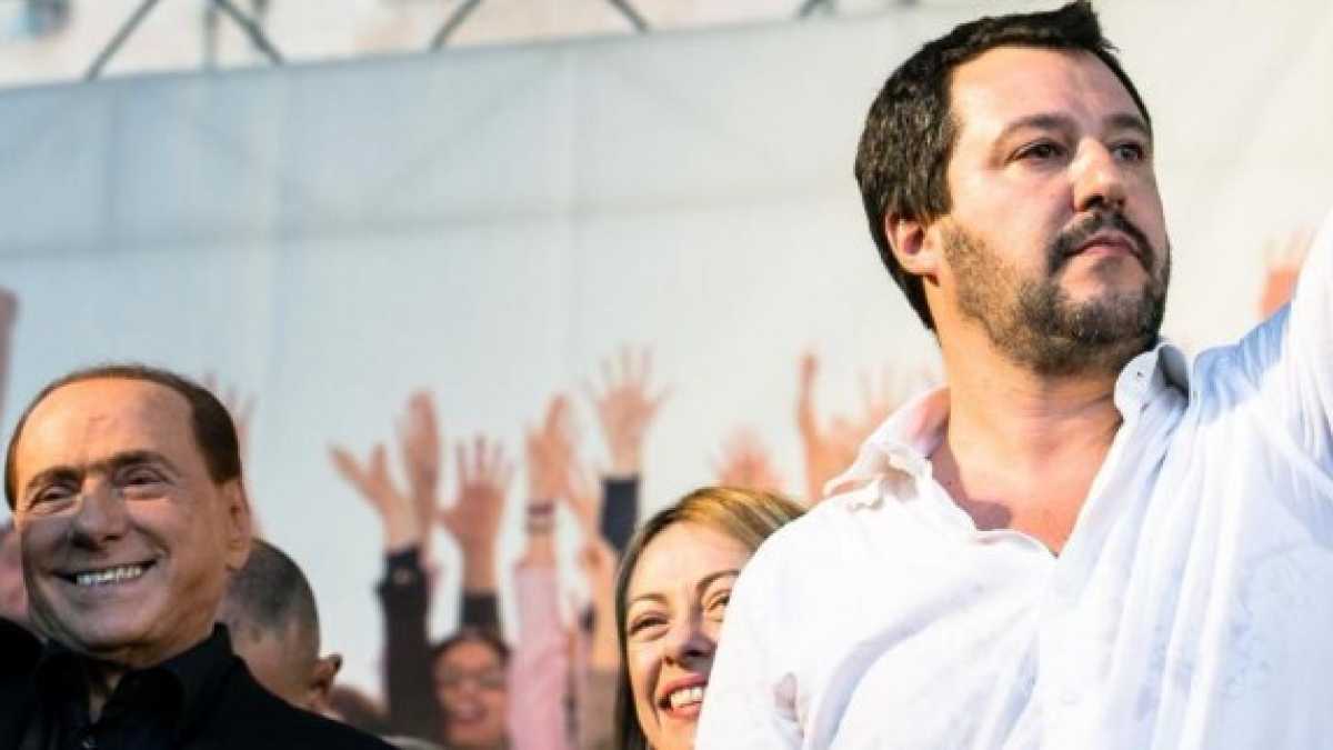 Immagine di Salvini e il Cav., la coppia che scoppia
