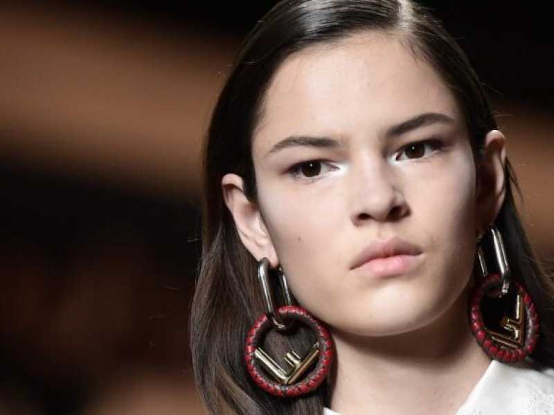 Un'immagine della sfilata di Fendi (foto LaPresse)