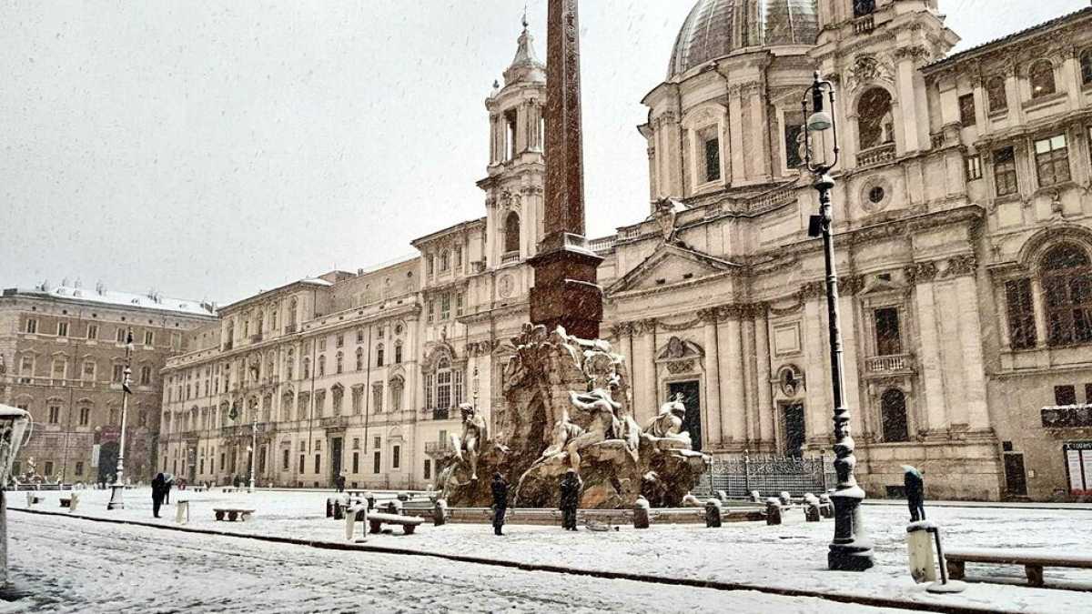 Immagine di Arriva Burian: gelo sull'Italia. Neve a Roma - le FOTO sui social - VIDEO