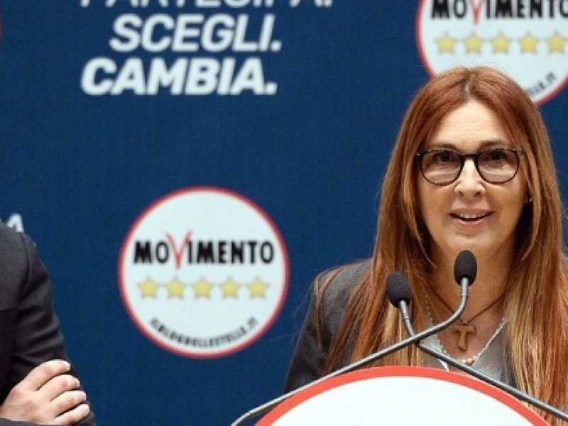 Luigi Di Maio e Patty L'Abbate (foto LaPresse)