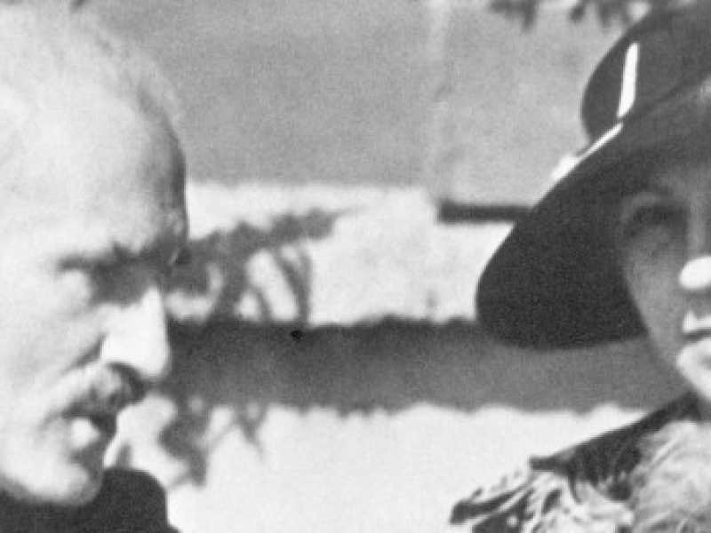 Arturo Toscanini con la moglie (foto LaPresse)