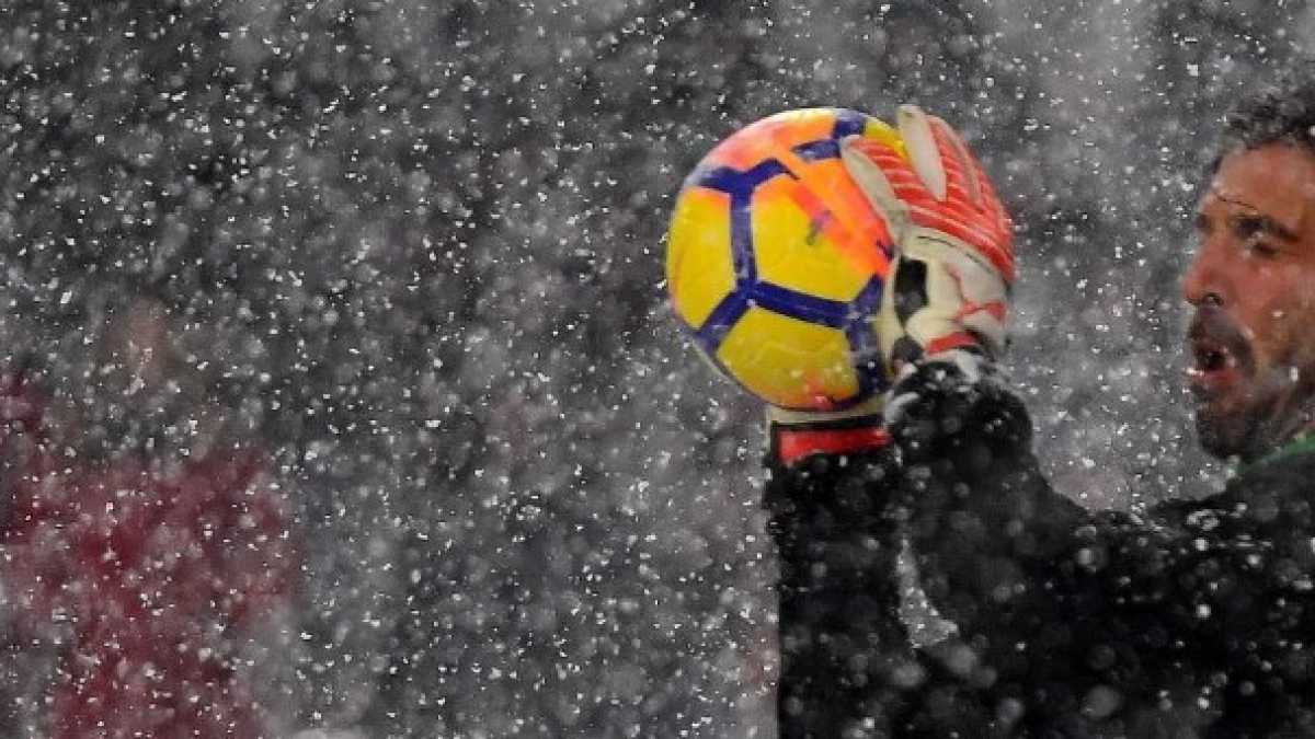 Immagine di Non se ne può più del ritiro-non-ritiro di Buffon