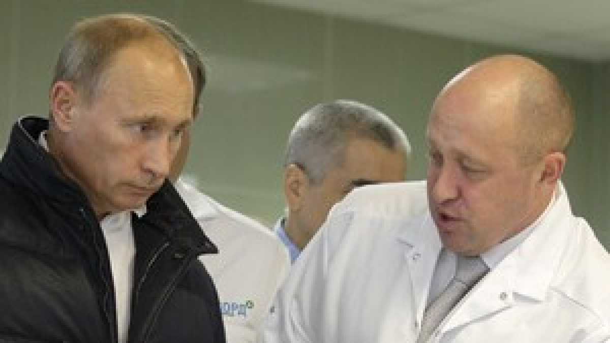 Immagine di Chi è lo chef di Putin, il signore di tutti gli affari sporchi del Cremlino