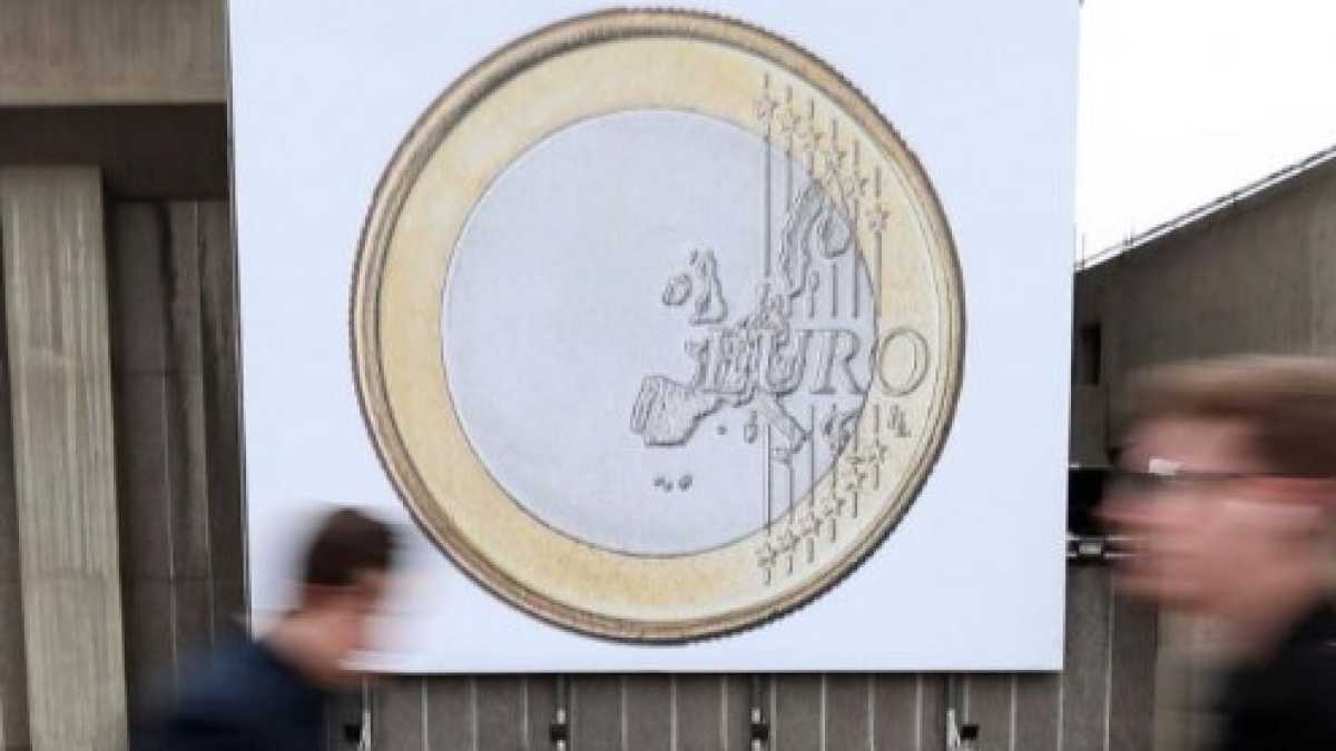 Immagine di Per i partiti non è più “tutta colpa dell'euro”. Ma non è una buona notizia