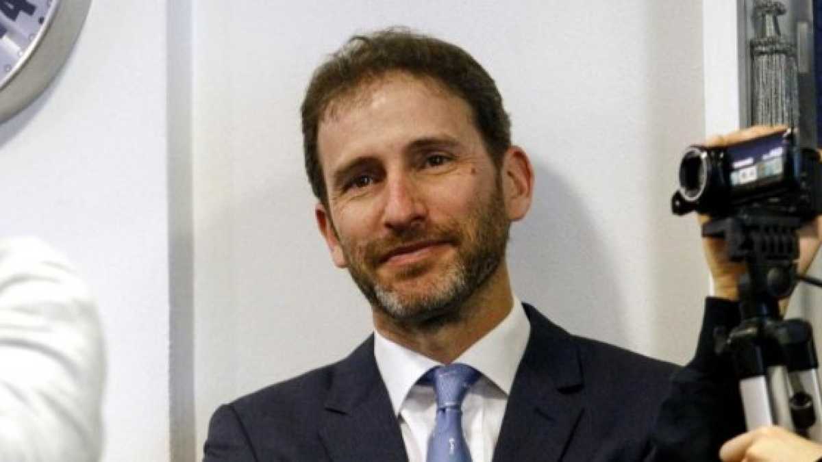 Immagine di Nell'urna ti vede solo Dio, almeno fino a quando non arriva Rousseau