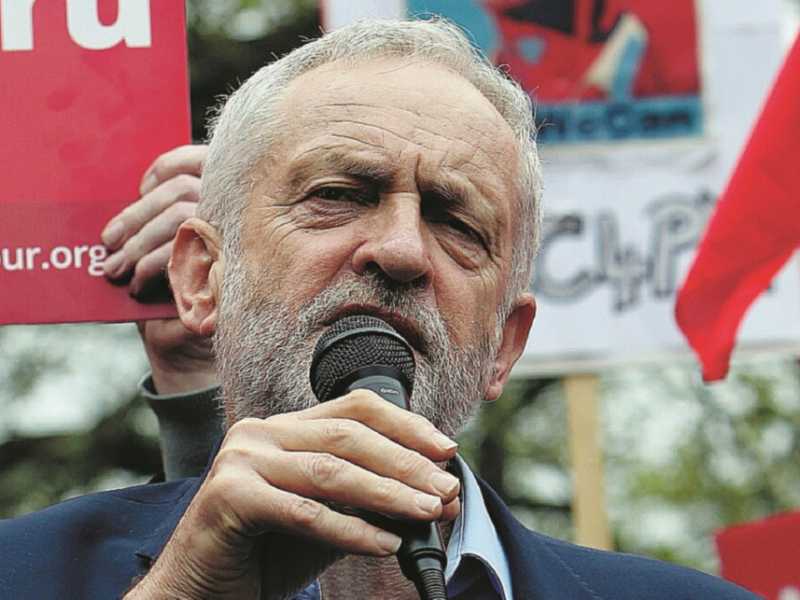 Il leader del Labour britannico, Jeremy Corbyn, durante un evento della campagna elettorale dell’anno scorso (foto LaPresse)