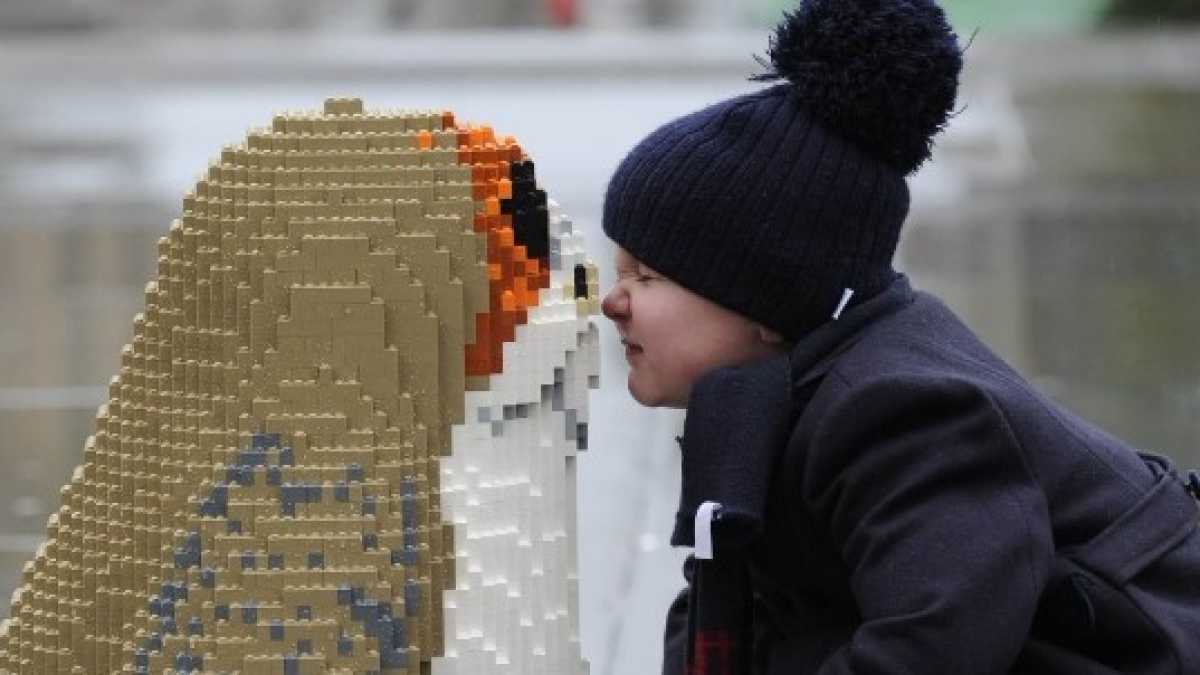 Immagine di Robot, Cina e politiche green. La nuova tattica di Lego