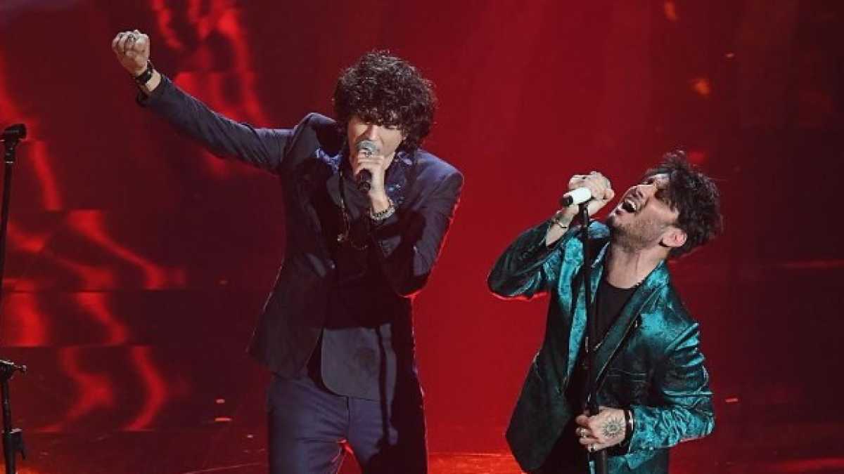 Immagine di Canzoni e dimissioni