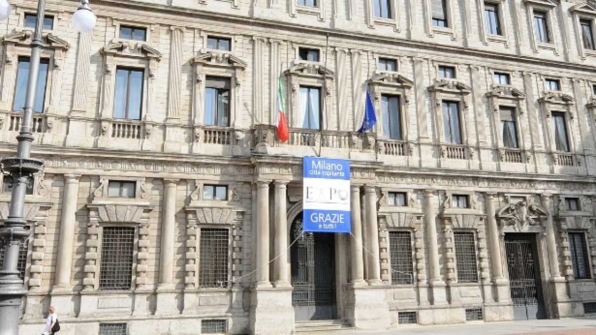 Immagine di Bandiera rossa su Milano, ma c'è poco da stare allegri