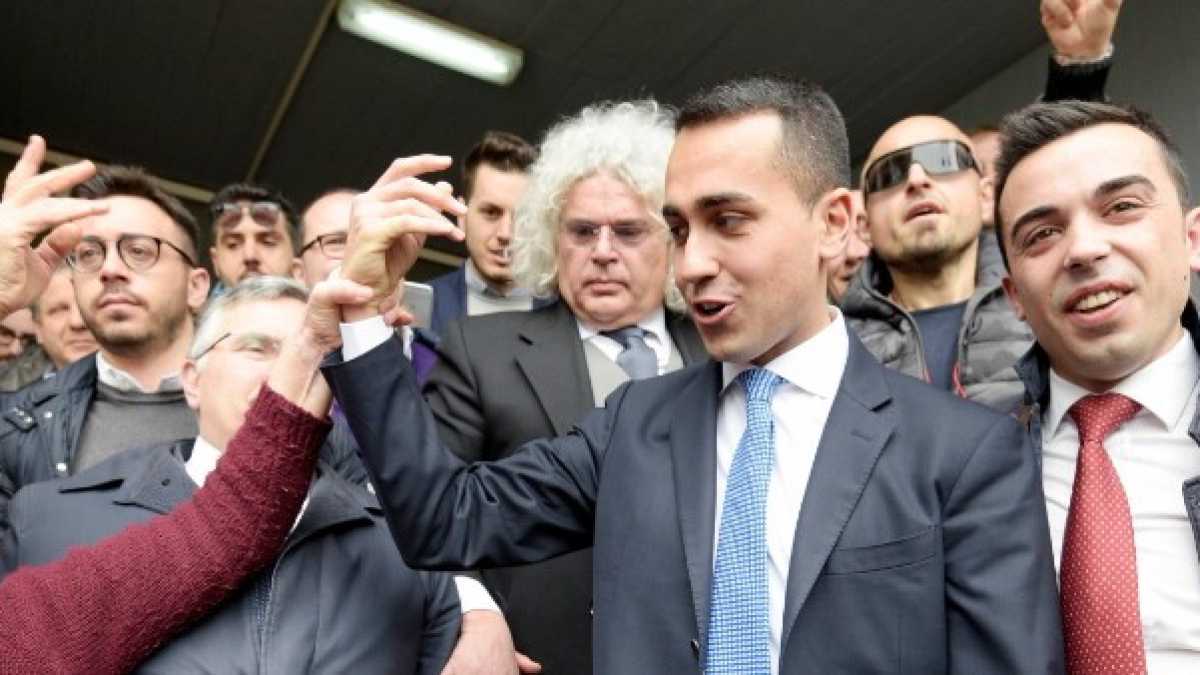 Immagine di Di Maio e il partito stalinista del trolley alla prova del silenzio