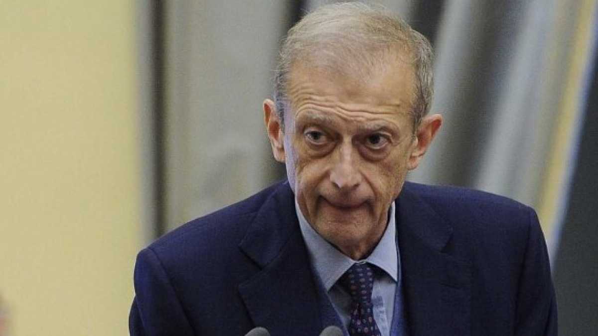 Immagine di Fassino non crede all'appello grillino al Pd: “È un bluff”