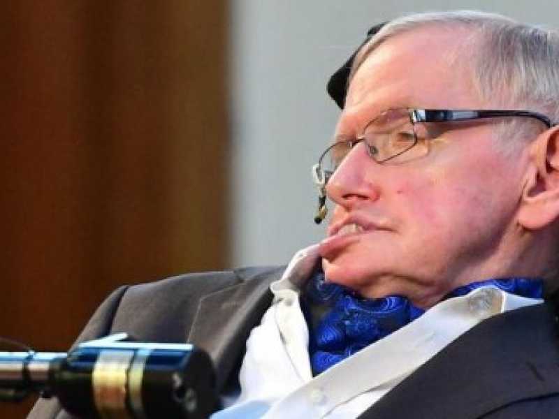 Stephen Hawking (foto LaPresse)
