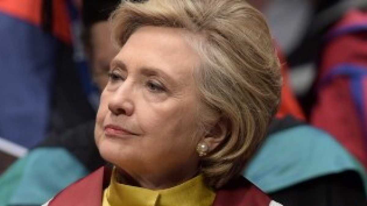 Immagine di Consigli ai liberal per perdere tutte le elezioni. Il discorso di Hillary in India
