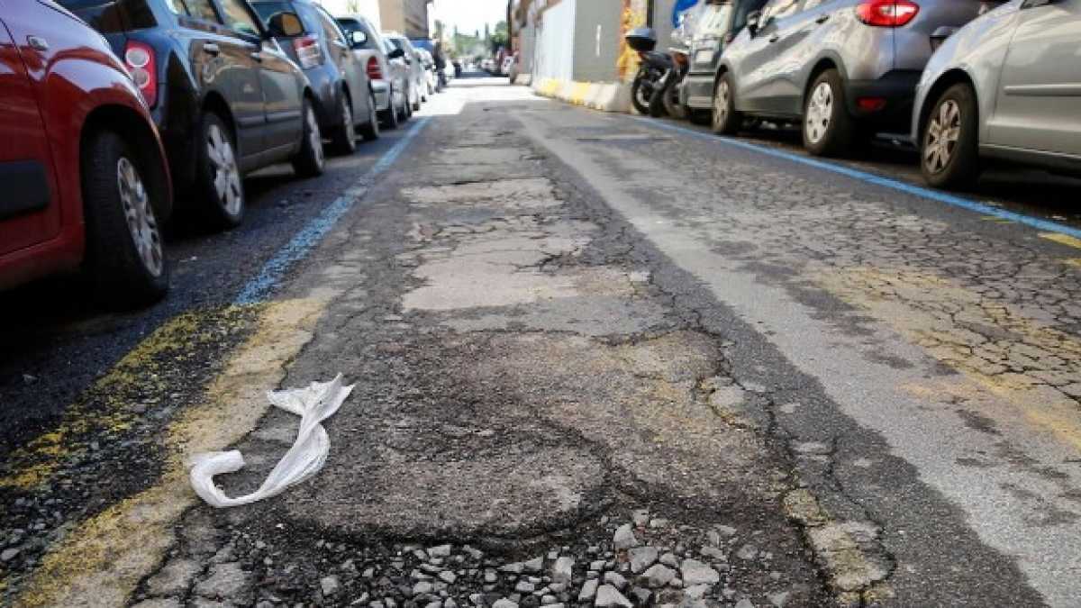 Immagine di Municipi in rivolta: la sindaca non ci dà i soldi per riparare le strade