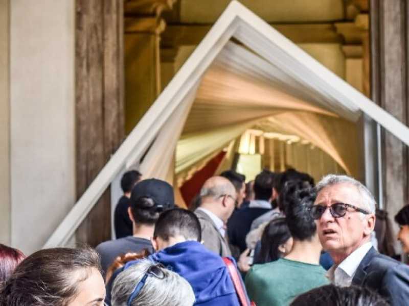 Milano, Fuorisalone a Brera (foto Claudio Furlan/LaPresse)