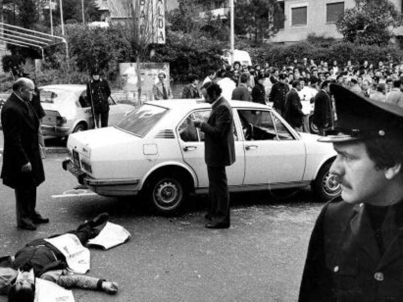 16 marzo 1978, via Fani, a Roma, dopo l'attacco delle Brigate Rosse ad Aldo Moro e la sua scorta