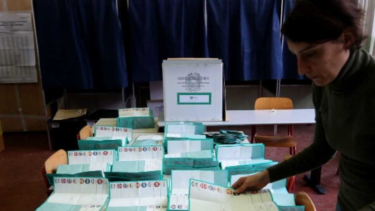 Immagine di La grande restaurazione contro i giovani